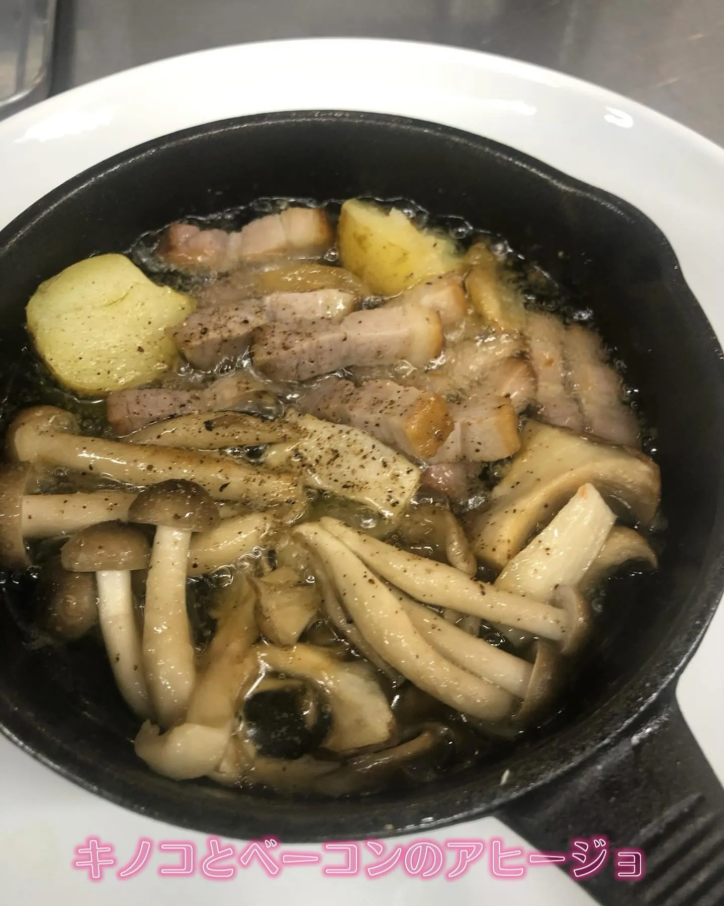 『洋食リベルタ』のディナーメニューのご紹介です🌃🌙*ﾟ