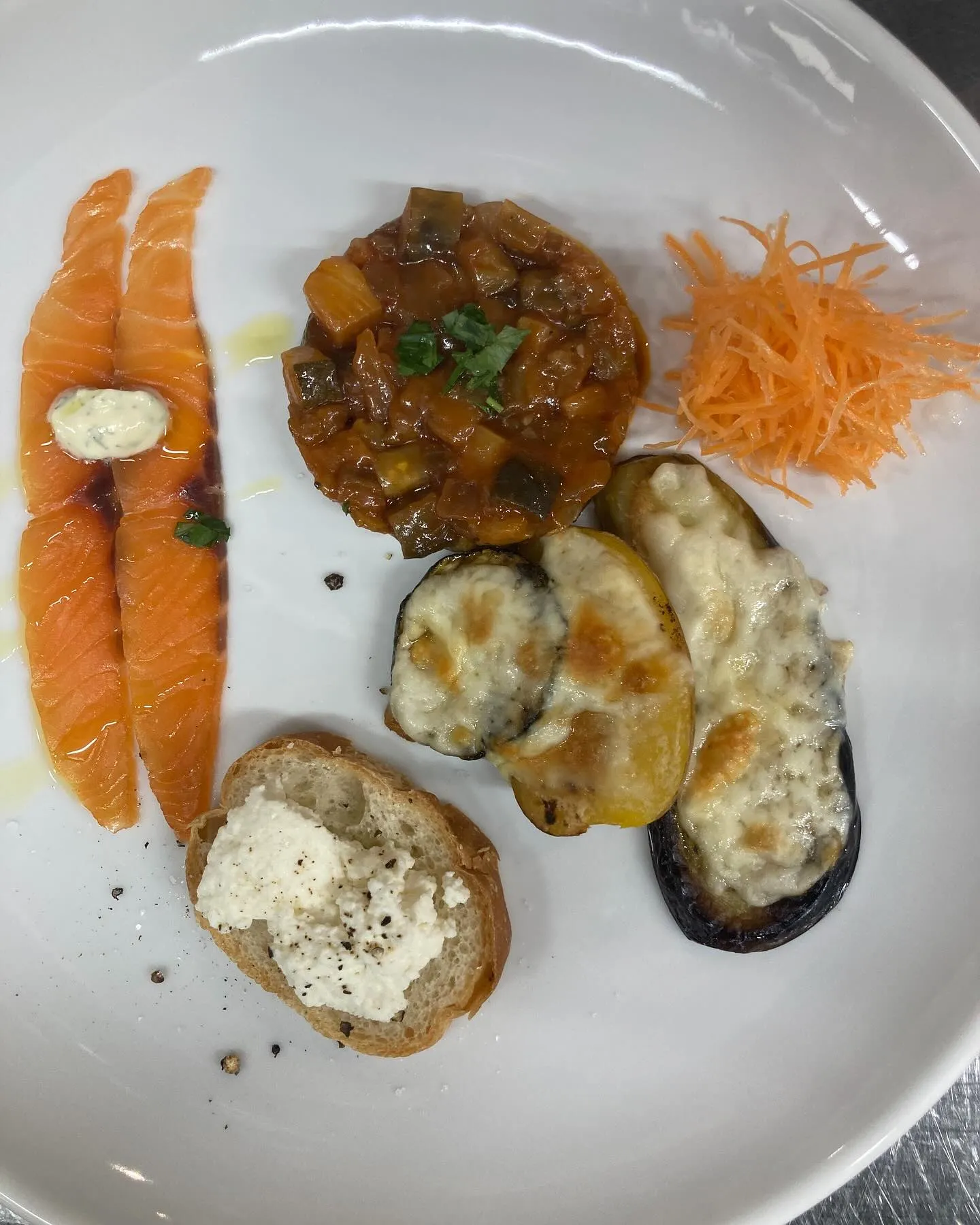 『洋食リベルタ』のディナーメニューのご紹介です🌃🌙*ﾟ