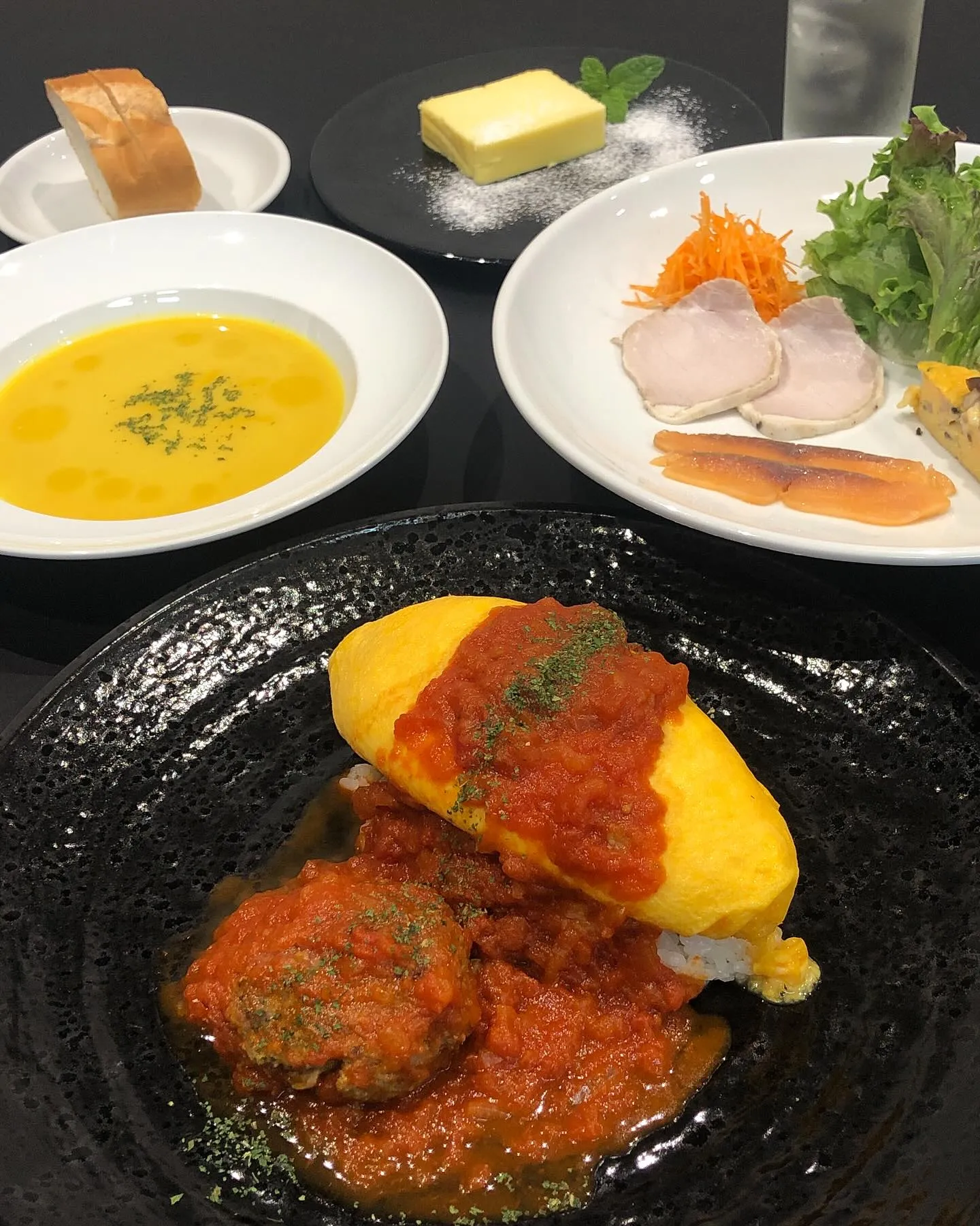 『洋食リベルタ』のディナーメニューのご紹介です🌃🌙*ﾟ