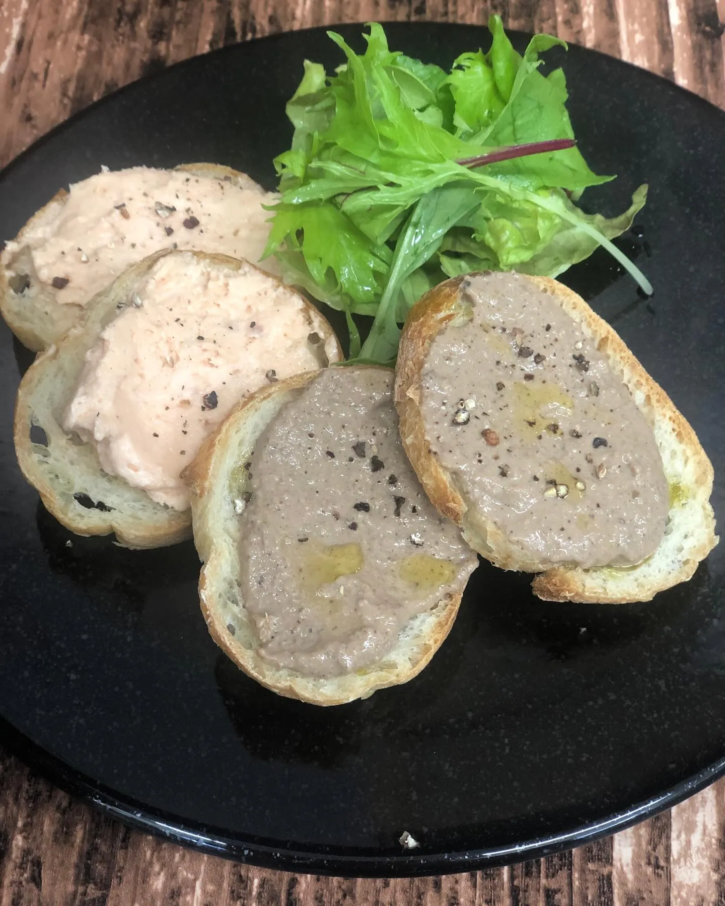 『洋食リベルタ』新メニューのご紹介です🐓🐟🥖💓