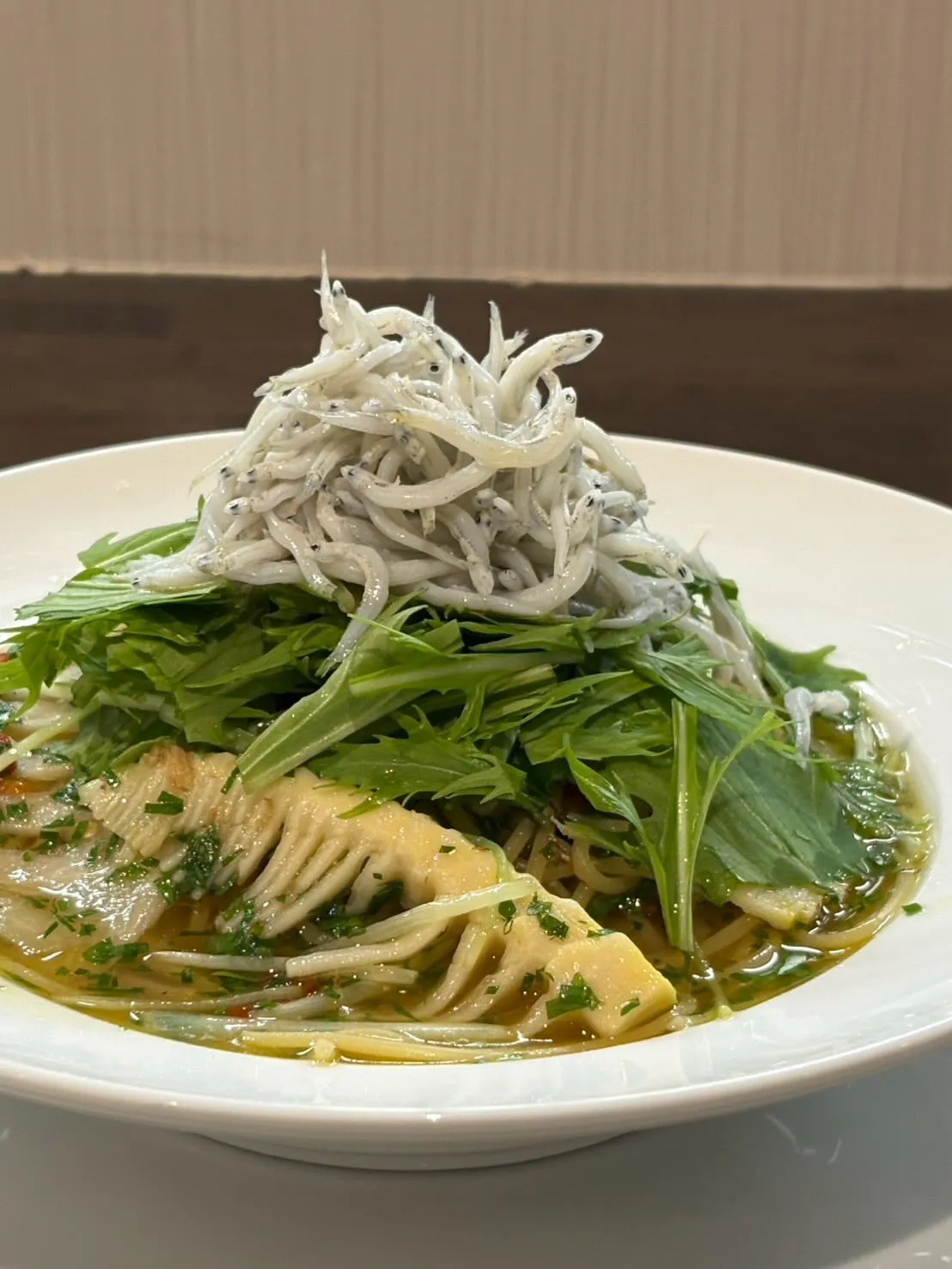 爽やかな今の季節にぴったりな、新しい日替わりパスタのご紹介で...